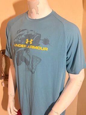 Under Armour Blue Graphic Short Sleeve Performance Tee with Yellow Logo / Bass